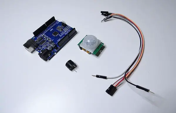 Arduino Projects: PIR Motion Sensor