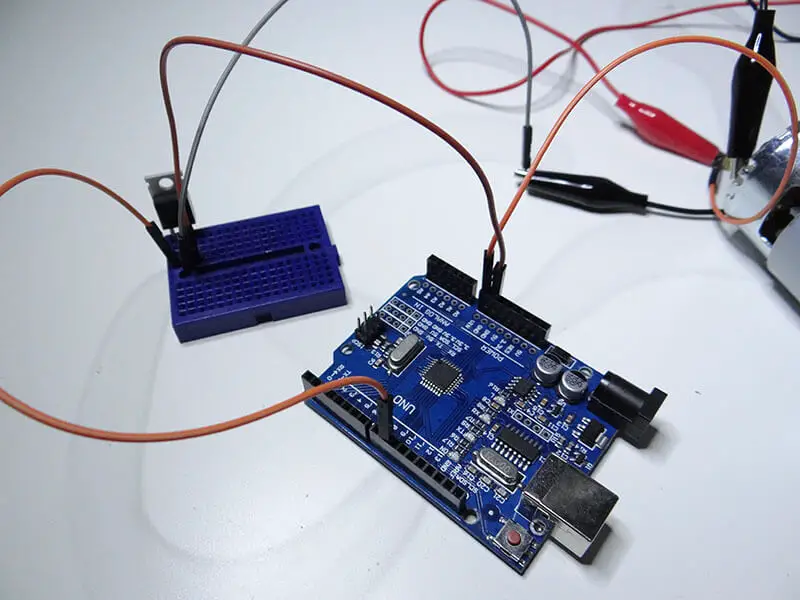 Connecting Arduino with a mosfet