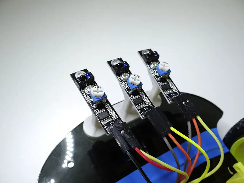Here is How To Build A Line Follower Arduino Robot