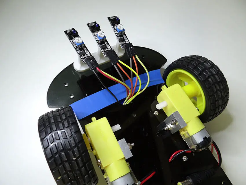 Here Is How To Build A Line Follower Arduino Robot - Tutorial45