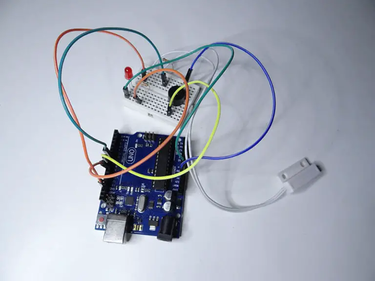 Magnetic Contact Switch Arduino Project - Tutorial45