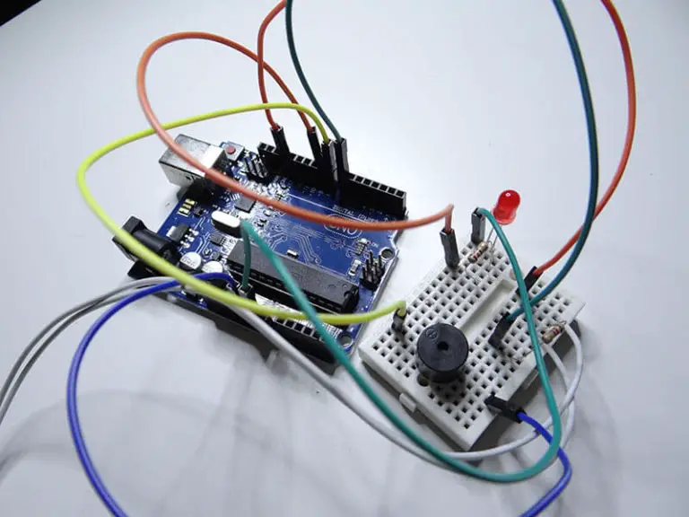 Magnetic Contact Switch Arduino Project - Tutorial45